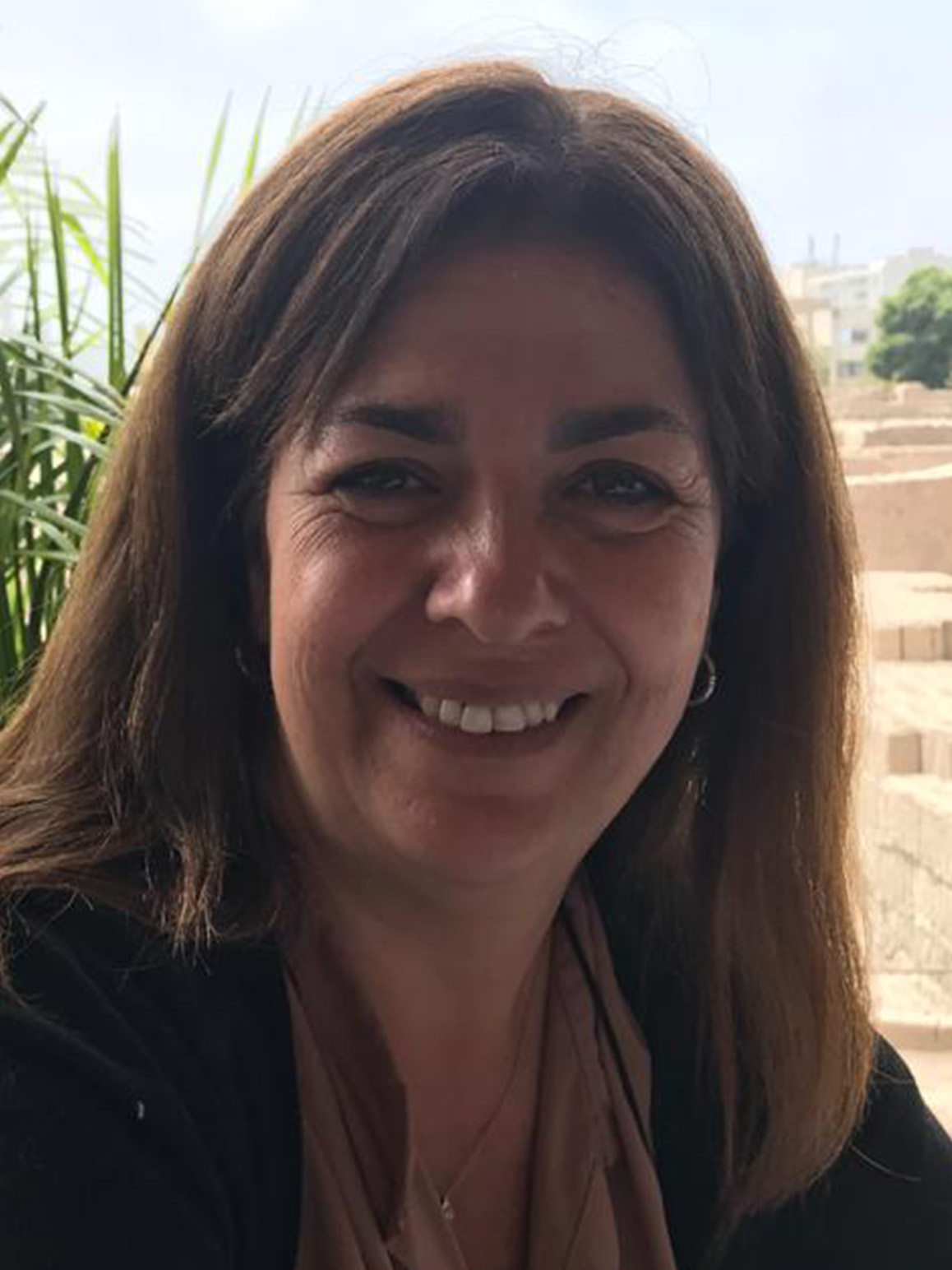 Dra. Adriana Torres